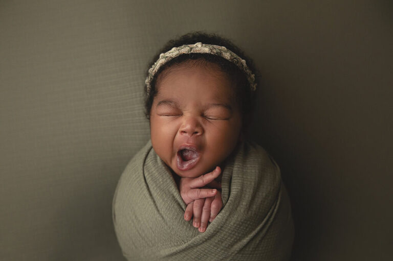 Louisville Newborn Portraits, newborn photographer near me, baby photography 