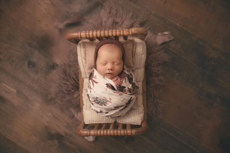 Louisville Newborn Portraits, New Albany newborn photographer, newborn photographer near me, baby photography 